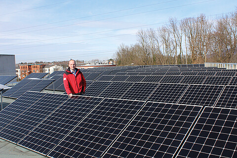 HALE electronic: Mit Solarstrom in die Zukunft! HALE electronic: Mit Solarstrom in die Zukunft!