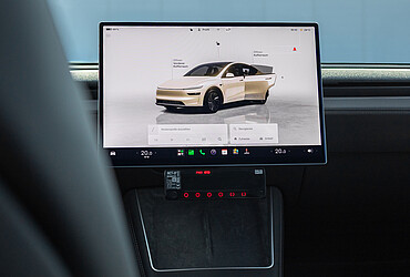 Mit HALE grünes Licht für Tesla-Taxis!